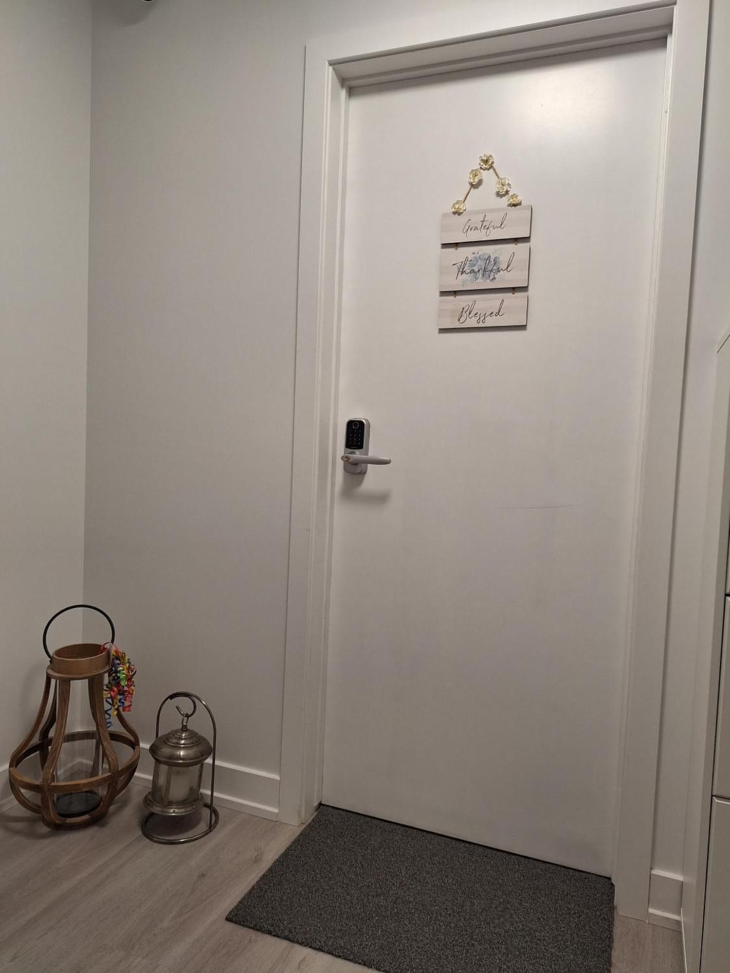 Independent Basement Studio Suite Ottawa Zewnętrze zdjęcie